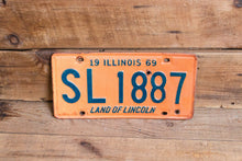 Load image into Gallery viewer, Illinois 1969 SL 1887 Land of Lincoln License Plate Vintage Wall Hanging Decor - Eagle&#39;s Eye Finds
