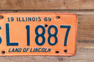 Illinois 1969 SL 1887 Land of Lincoln License Plate Vintage Wall Hanging Decor - Eagle's Eye Finds