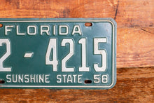 Load image into Gallery viewer, Florida 1958 License Plate Sunshine State Vintage Wall Hanging Decor - Eagle&#39;s Eye Finds
