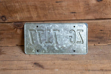 Load image into Gallery viewer, Aspen Colorado License Plate Vintage 1975 ZG CO Centennial Wall Decor - Eagle&#39;s Eye Finds
