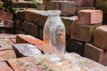 Load image into Gallery viewer, Kainz Dairy Vintage Glass Pint Milk Bottle From Chicago IL - Eagle&#39;s Eye Finds
