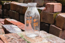 Load image into Gallery viewer, Kainz Dairy Vintage Glass Pint Milk Bottle From Chicago IL - Eagle&#39;s Eye Finds
