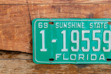 Load image into Gallery viewer, Florida 1970 License Plate Sunshine State Vintage Wall Hanging Decor - Eagle&#39;s Eye Finds
