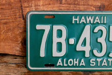 Load image into Gallery viewer, Hawaii 1960s Green License Plate Vintage Wall Hanging Decor - Eagle&#39;s Eye Finds

