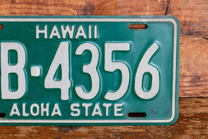 Hawaii 1960s Green License Plate Vintage Wall Hanging Decor - Eagle's Eye Finds