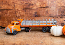 Load image into Gallery viewer, Hubley Stake Truck 500 Series Vintage Orange Toy Flatbed Stake Trailer Truck - Eagle&#39;s Eye Finds
