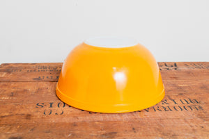 Orange Pyrex 403 Nesting Bowl Vintage 2.5 Quart Kitchenware Ovenware - Eagle's Eye Finds