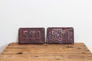 530 Connecticut 1935 License Plate Pair 3 Digit Low Number Vintage Wall Decor - Eagle's Eye Finds