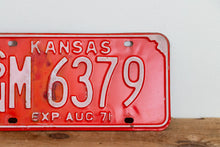 Load image into Gallery viewer, Kansas 1971 License Plate Red Vintage Wall Hanging Decor - Eagle&#39;s Eye Finds
