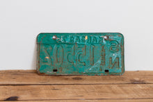 Load image into Gallery viewer, Kansas 1975 Truck License Plate Green Vintage Wall Hanging Decor - Eagle&#39;s Eye Finds
