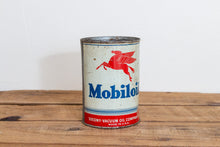 Load image into Gallery viewer, Mobil Oil Pegasus Vintage Quart Sized Gas and Oil Collectible - Eagle&#39;s Eye Finds
