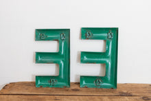 Load image into Gallery viewer, Green Letter E Porcelain Vintage Wall Hanging Decor Metal Initials Name Letter - Eagle&#39;s Eye Finds
