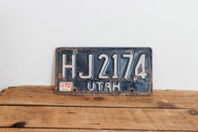 Load image into Gallery viewer, Utah 1972 License Plate Vintage Rusty Wall Hanging Decor - Eagle&#39;s Eye Finds
