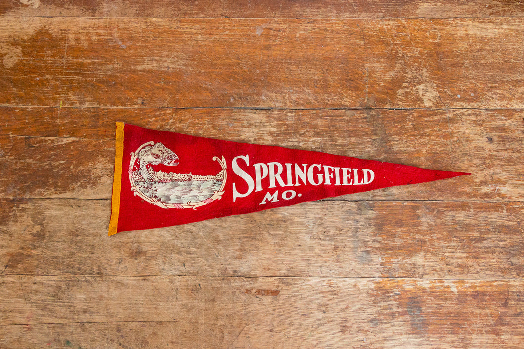 Springfield Missouri Red Felt Pennant Vintage Wall Decor - Eagle's Eye Finds