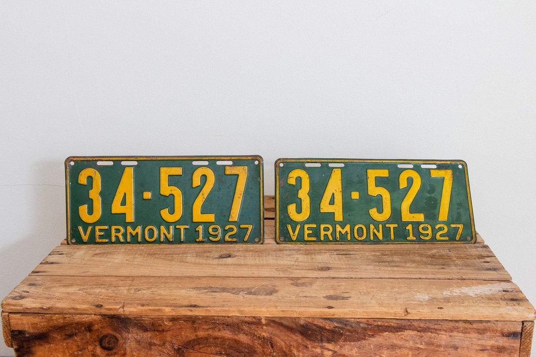 Vermont 1927 License Plate Pair Vintage Wall Hanging Decor - Eagle's Eye Finds