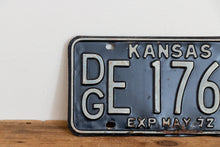 Load image into Gallery viewer, Kansas 1972 License Plate Black Vintage Wall Hanging Decor - Eagle&#39;s Eye Finds
