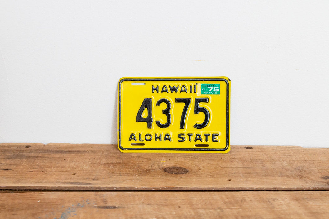 Hawaii 1975 Motorcycle License Plate Vintage Wall Hanging Decor - Eagle's Eye Finds