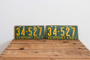 Vermont 1927 License Plate Pair Vintage Wall Hanging Decor - Eagle's Eye Finds