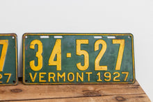 Load image into Gallery viewer, Vermont 1927 License Plate Pair Vintage Wall Hanging Decor - Eagle&#39;s Eye Finds
