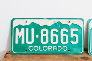 Colorado 1977 License Plate Pair Vintage Wall Hanging Decor - Eagle's Eye Finds