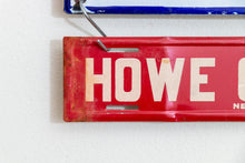 Load image into Gallery viewer, Howe Caverns License Plate Topper Vintage Reflective New York Automotive Collectible - Eagle&#39;s Eye Finds

