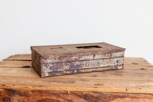 Metal Egg Shipping Container Primitive Vintage Divided Container Easter Decor - Eagle's Eye Finds