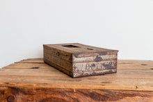 Load image into Gallery viewer, Metal Egg Shipping Container Primitive Vintage Divided Container Easter Decor - Eagle&#39;s Eye Finds
