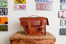 Load image into Gallery viewer, Leather Bike Bag Vintage NOS Bicycle Rear Rack Honey Bourbon Genuine Leather - Eagle&#39;s Eye Finds
