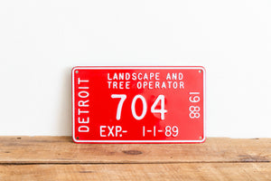 Detroit 1988 Landscape License Plate Vintage Red Michigan Wall Hanging Decor - Eagle's Eye Finds