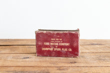 Load image into Gallery viewer, Ford Champion Spark Plug J18-Y Box Vintage NOS Auto Advertising - Eagle&#39;s Eye Finds
