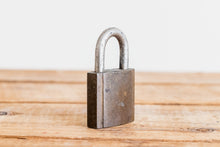 Load image into Gallery viewer, Eagle Lock and Key Vintage Working Padlock - Eagle&#39;s Eye Finds
