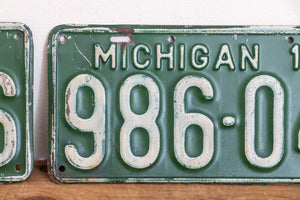 1928 Michigan License Plate Pair Vintage YOM Original Paint Car Decor - Eagle's Eye Finds