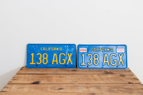 California 1977 License Plate Pair Vintage Wall Hanging Decor - Eagle's Eye Finds