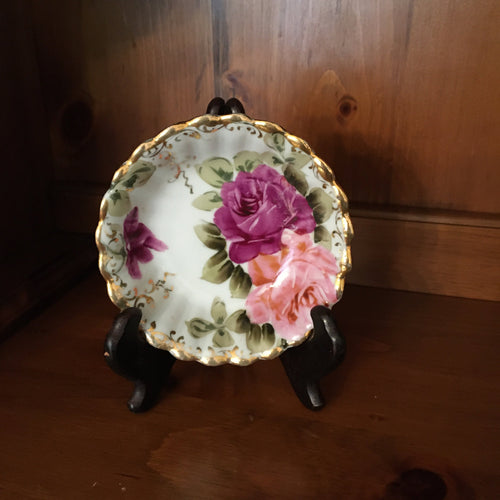 Rose and Gold Bowl Vintage Set of 5 Ceramic Scalloped Gilt Edged Bowl - Eagle's Eye Finds