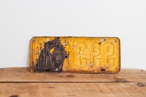 Iowa 1915 License Plate Vintage Yellow Rustic Wall Hanging Decor - Eagle's Eye Finds