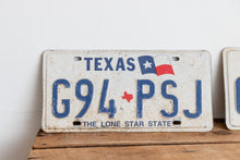 Load image into Gallery viewer, Texas 1998 License Plate Pair Vintage Wall Hanging Decor - Eagle&#39;s Eye Finds
