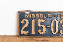 Load image into Gallery viewer, Missouri 1939 License Plate Vintage Wall Hanging Decor - Eagle&#39;s Eye Finds
