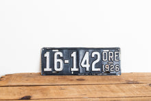 Load image into Gallery viewer, Oregon 1926 License Plate Vintage Wall Hanging Decor - Eagle&#39;s Eye Finds
