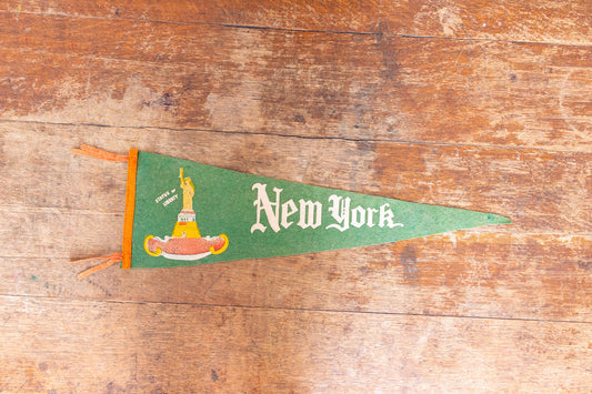 New York Statue of Liberty Felt Pennant Vintage Green Wall Hanging Decor - Eagle's Eye Finds