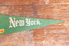 Load image into Gallery viewer, New York Statue of Liberty Felt Pennant Vintage Green Wall Hanging Decor - Eagle&#39;s Eye Finds
