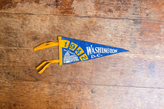 Washington DC 1942 Blue Felt Pennant Vintage Wall Decor - Eagle's Eye Finds
