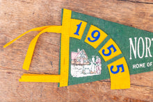 Load image into Gallery viewer, North Pole New York 1955 Felt Pennant Vintage Green Wall Decor - Eagle&#39;s Eye Finds
