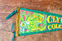Load image into Gallery viewer, Clyde Beatty Felt Pennant Vintage Circus Lion Tamer Souvenir Decor - Eagle&#39;s Eye Finds
