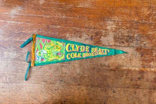 Clyde Beatty Felt Pennant Vintage Circus Lion Tamer Souvenir Decor - Eagle's Eye Finds