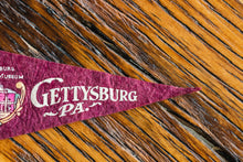 Load image into Gallery viewer, Gettysburg Pennsylvania Felt Pennant Vintage Maroon Wall Decor - Eagle&#39;s Eye Finds
