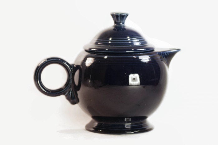 Cobalt Blue Fiestaware Teapot 44 Ounces Vintage Homer Laughlin - Eagle's Eye Finds