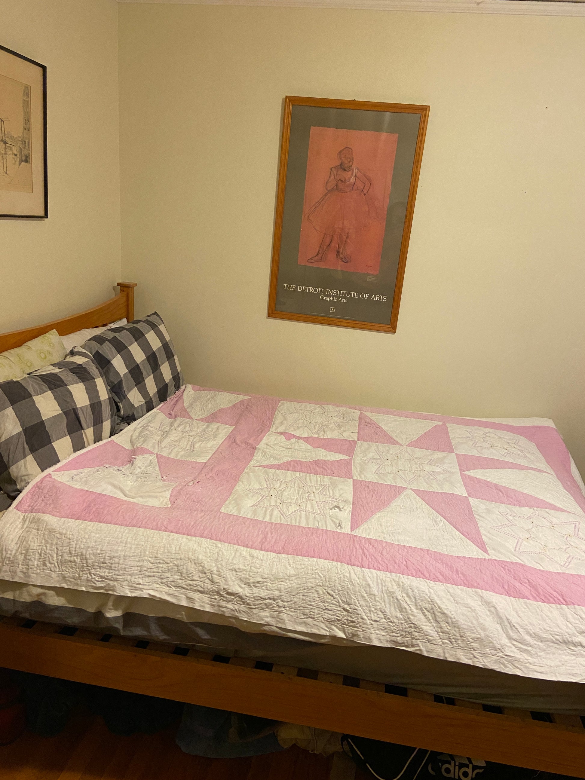 Pink Sawtooth Star Hand Stitched Embroidered Quilt Vintage Farmhouse Decor - Eagle's Eye Finds