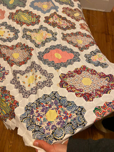 Martha Washington's Flower Garden Hand Stitched Quilt Top Vintage Farmhouse Decor - Eagle's Eye Finds